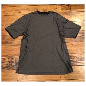 Van Heusen • Gray Tee